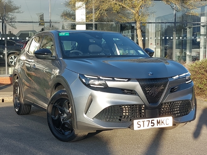 Alfa Romeo Junior 1.2 Turbo Ibrida Technology Pack Grey