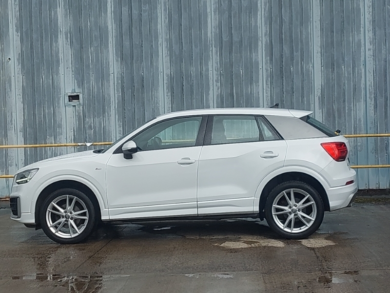 Audi Q2 30 Tdi S Line SD69KGE White #4