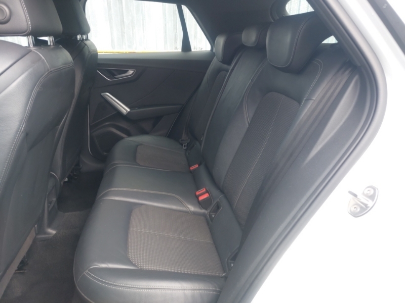 Audi Q2 30 Tdi S Line SD69KGE White #6