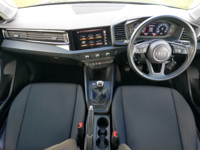 Audi A1 30 Tfsi Se LO19ZTS Grey #3