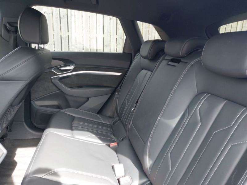 Audi E-tron 300Kw 55 Quattro 95Kwh Black Edition Silver #6
