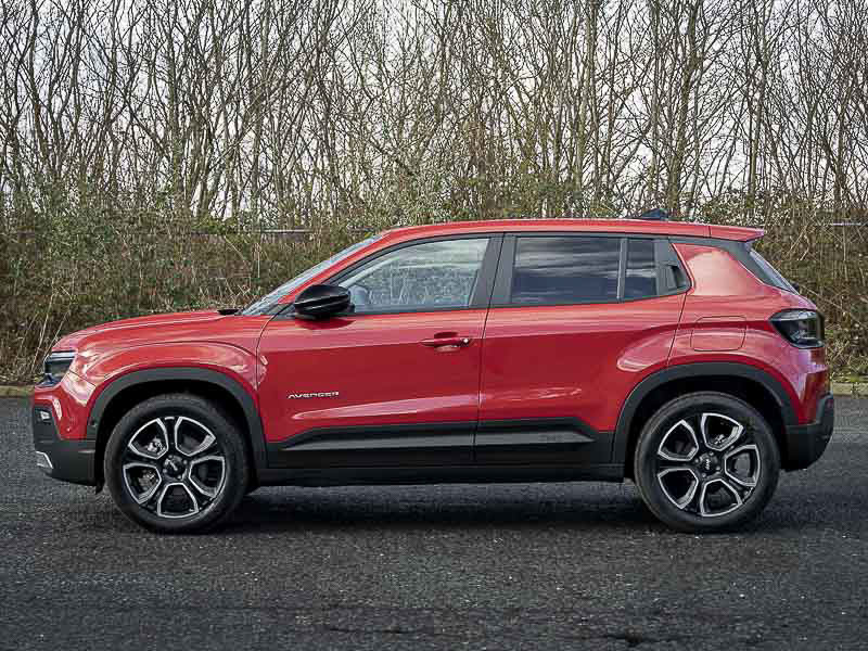 Jeep Avenger 1.2 E-hybrid Summit Dct ST26KBN Red #4