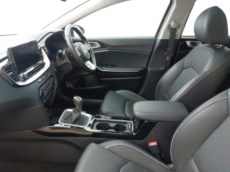 Kia Xceed 1.5T Gdi Isg 4 SB71WND Red #5