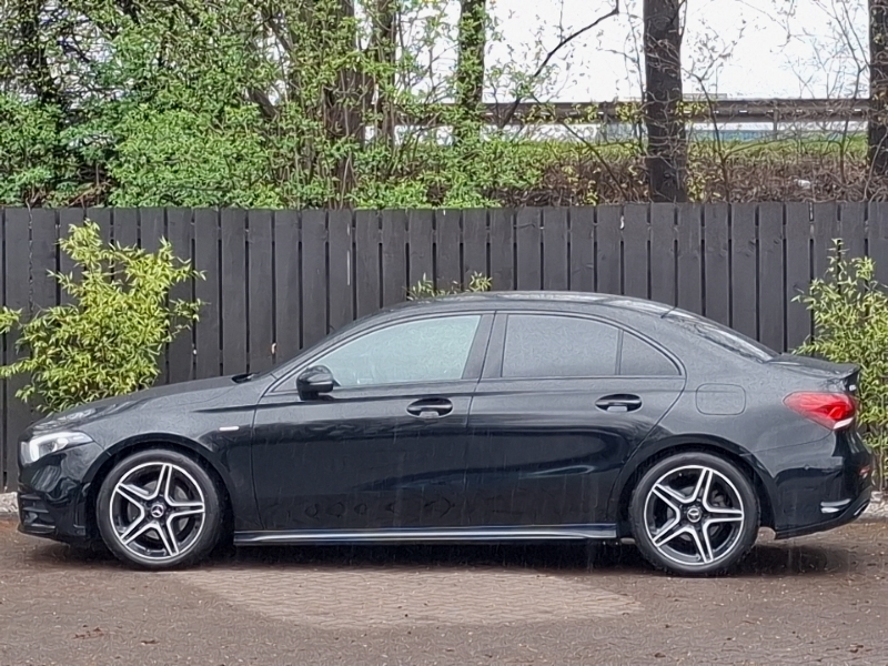 Mercedes-Benz A Class A180 Amg Line Executive Edition DE22LXM Black #4