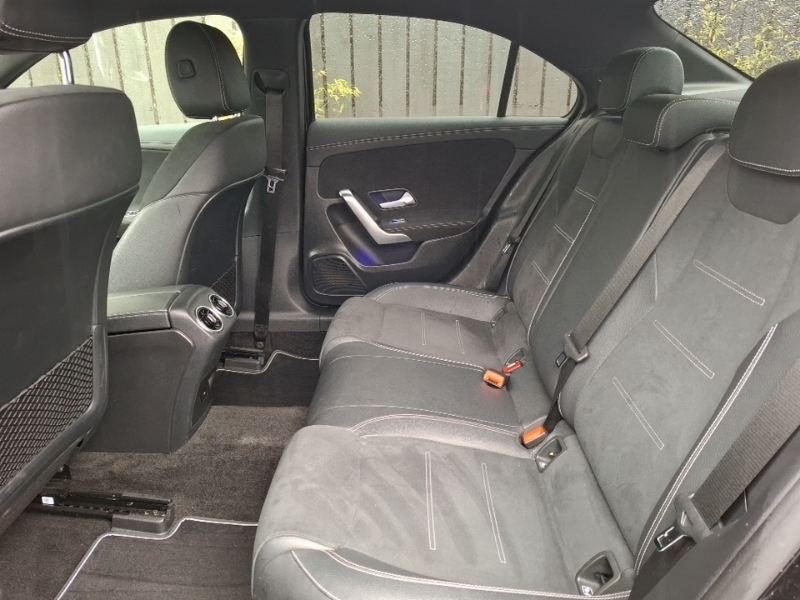Mercedes-Benz A Class A180 Amg Line Executive Edition DE22LXM Black #6