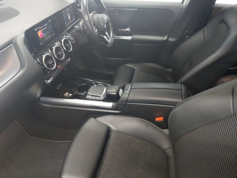 Mercedes-Benz GLA Class Gla 200 Sport EY21AFN Silver #5