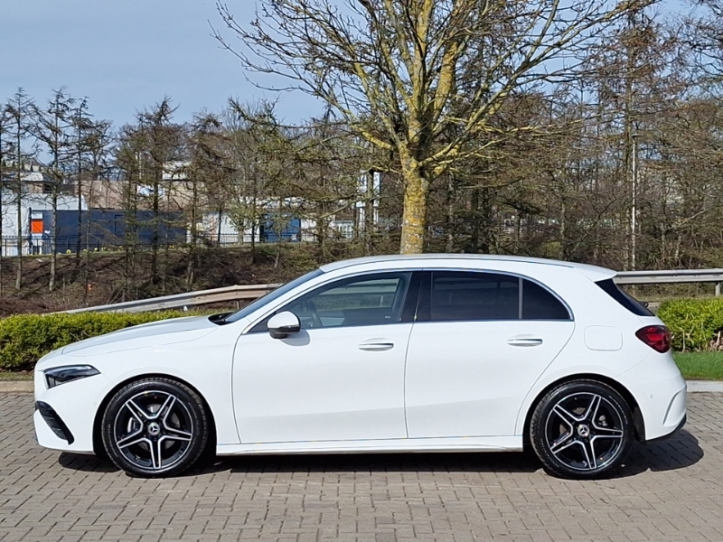 Mercedes-Benz A Class A200d Amg Line Executive KS25UPG White #4