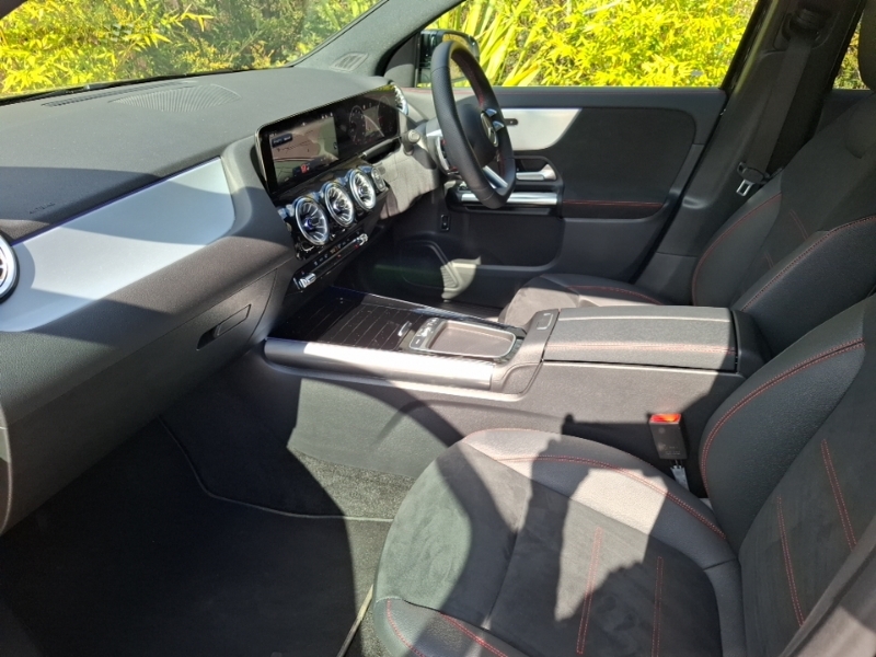 Mercedes-Benz GLA Class Gla 200D Amg Line Executive SP75KGV Black #5
