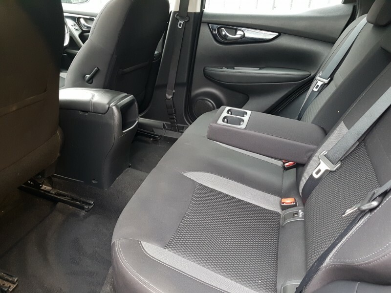 Nissan Qashqai 1.5 Dci 115 Acenta Premium MXZ6046 Black #6