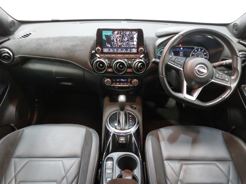 Nissan Juke 1.6 Hybrid Tekna BF72JFG White #3