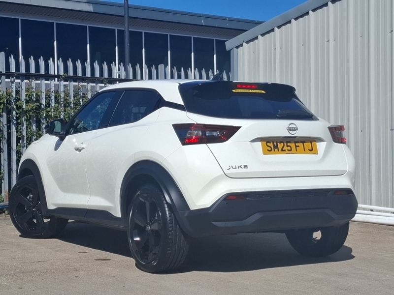 Nissan Juke 1.0 Dig-t Tekna SM25FTJ White #2