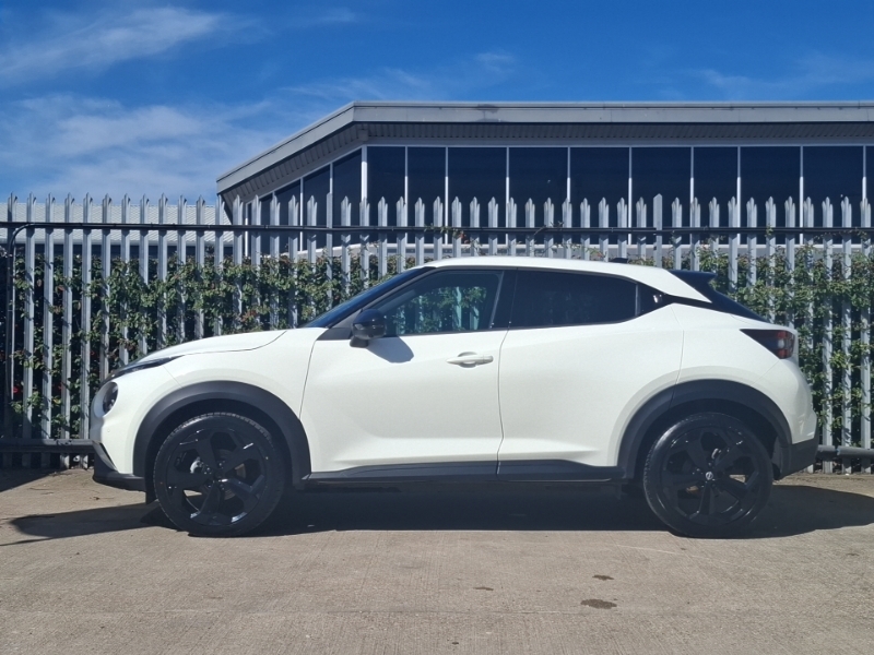 Nissan Juke 1.0 Dig-t Tekna SM25FTJ White #4