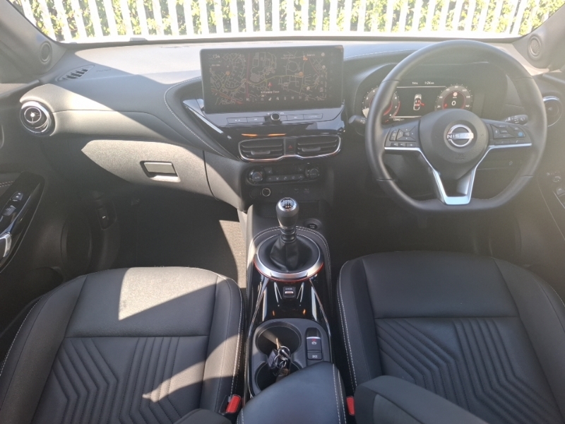 Nissan Juke 1.0 Dig-t Tekna SM25FTJ White #3