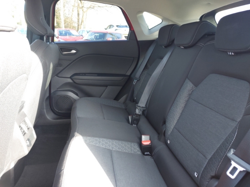 Renault Captur 1.3 Tce 140 Iconic Edition SL22RKE Red #6