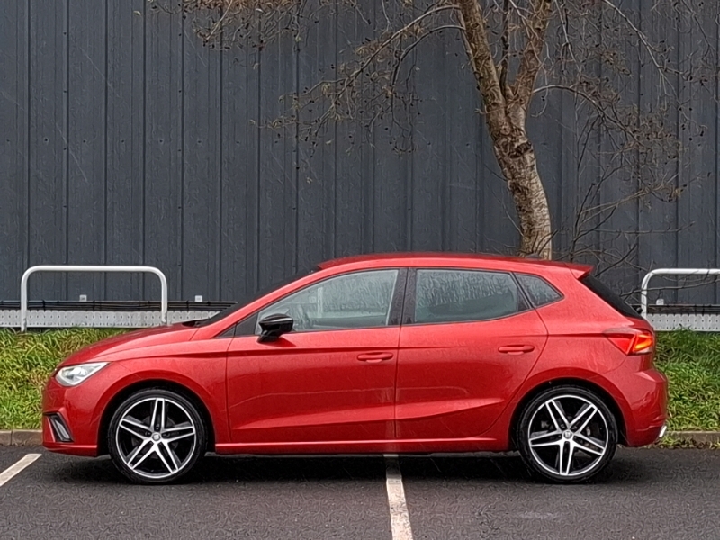 Seat Ibiza 1.0 Tsi 115 Fr Sport Ez YT69XRJ Red #4