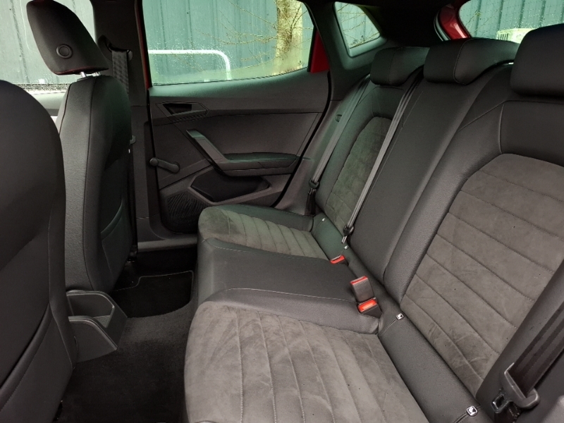 Seat Ibiza 1.0 Tsi 115 Fr Sport Ez YT69XRJ Red #6