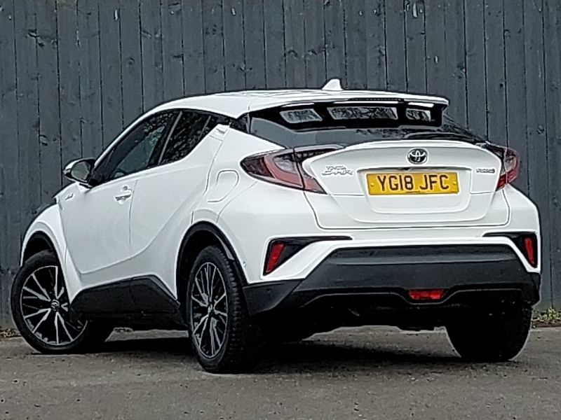 Toyota C-Hr 1.8 Hybrid Excel Cvt YG18JFC White #2