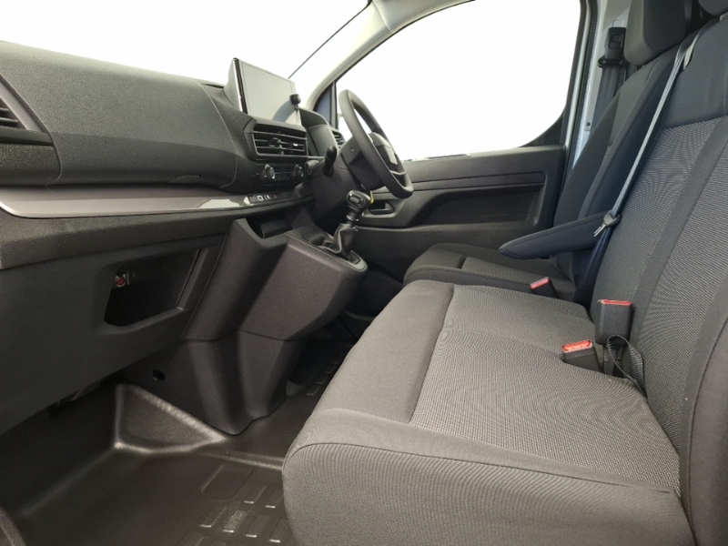 Vauxhall Vivaro 2.0 Turbo D 145 Prime H1 Van White #5