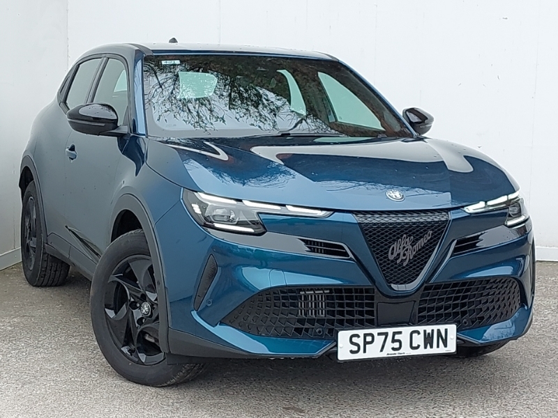Alfa Romeo Junior 1.2 Turbo Ibrida Technology Pack Green