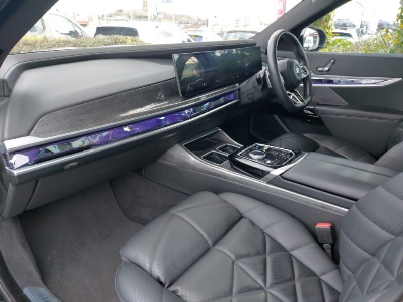 BMW i7 400Kw Xdrive60 M Sport 105.7Kwh Black #5
