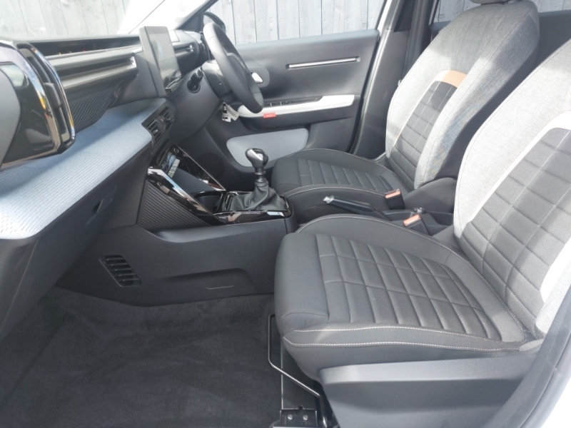 Citroen C3 Aircross 1.2 Turbo Plus White #5