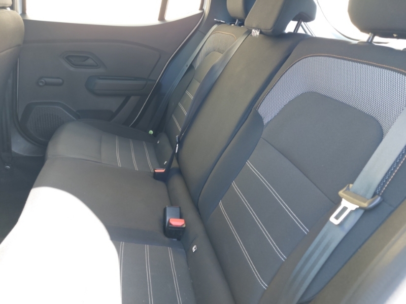 Dacia Sandero Stepway 1.0 Tce Essential YH73URJ White #6