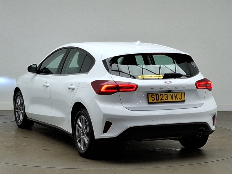 Ford Focus 1.0 Ecoboost Titanium SD23VKJ White #2