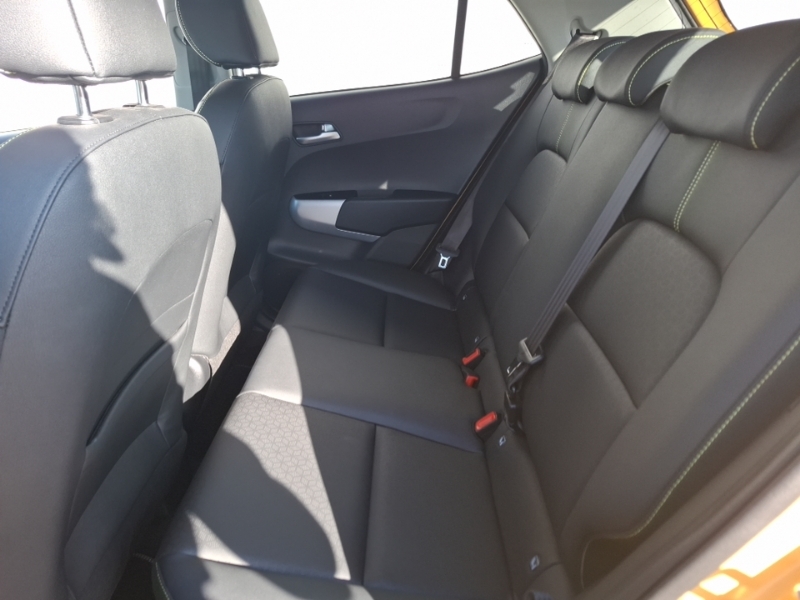 Kia Picanto 1.0 X-line S WG24EKA Yellow #6