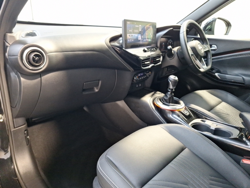 Nissan Juke 1.0 Dig-t Tekna SK74VTF Black #5