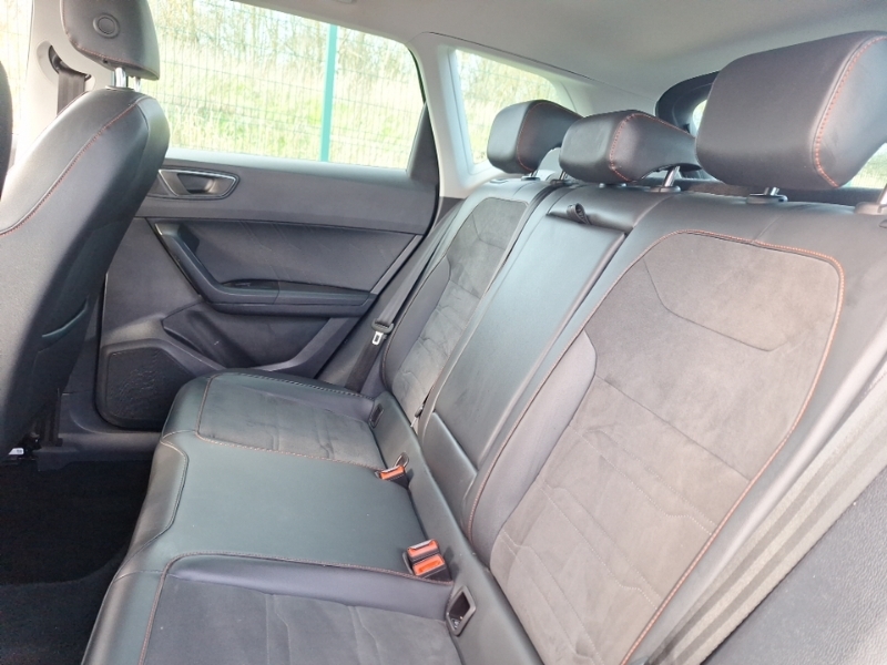 Seat Ateca 1.5 Tsi Evo Fr Dsg YR72VOA Black #6