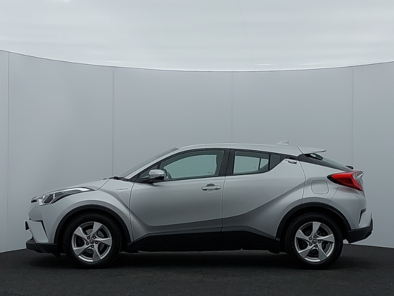 Toyota C-Hr 1.8 Hybrid Icon Cvt WU18JTX Silver #4