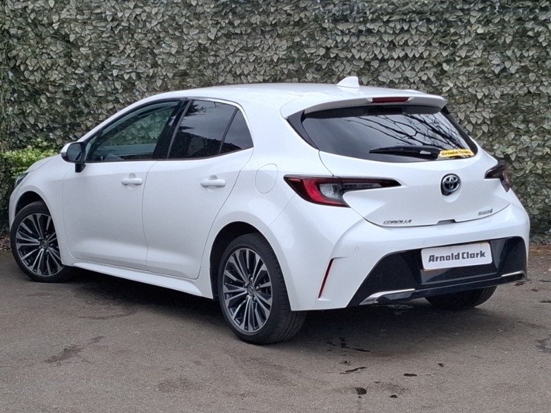 Toyota Corolla 1.8 Hybrid Design Cvt SD23ZYN White #2
