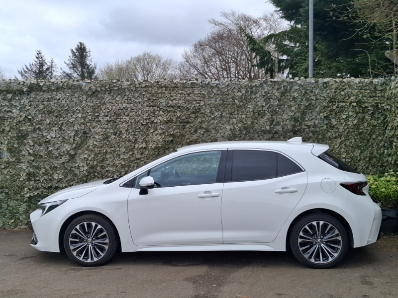 Toyota Corolla 1.8 Hybrid Design Cvt SD23ZYN White #4