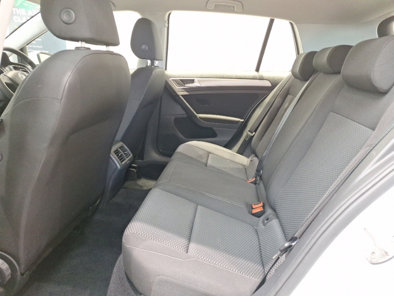 Volkswagen Golf 1.6 Tdi S GJ70YAE White #6