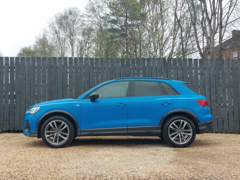 Audi Q3 35 Tfsi Black Edition S Tronic CP21SFN Blue #4