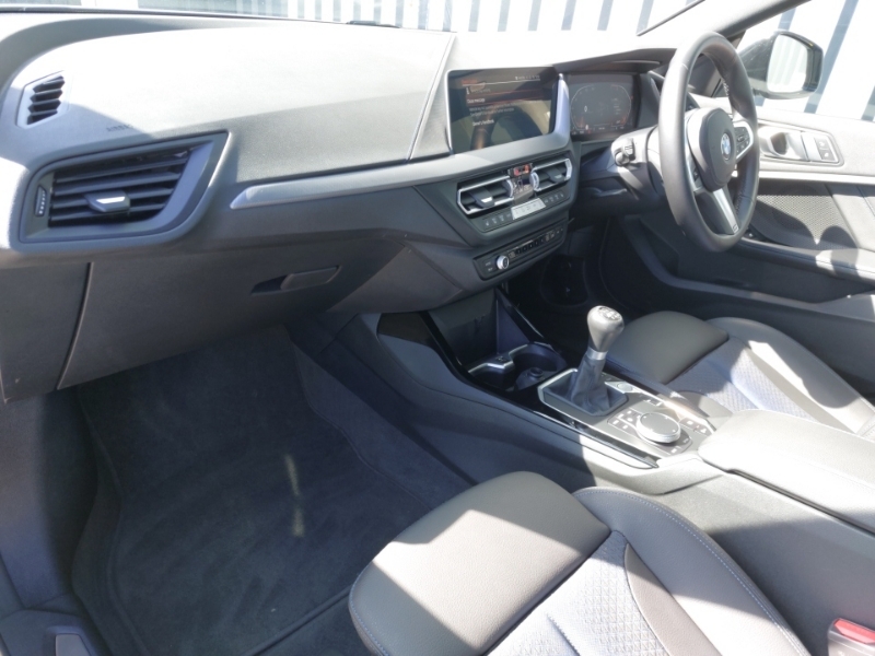 BMW 2 Series 218I 136 M Sport ML23GWA White #5