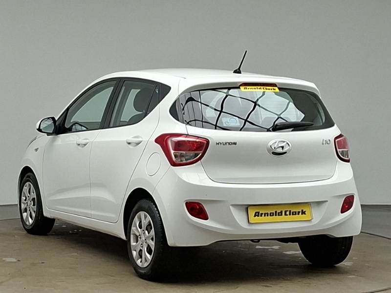 Hyundai I10 1.0 Blue Drive Se White #2