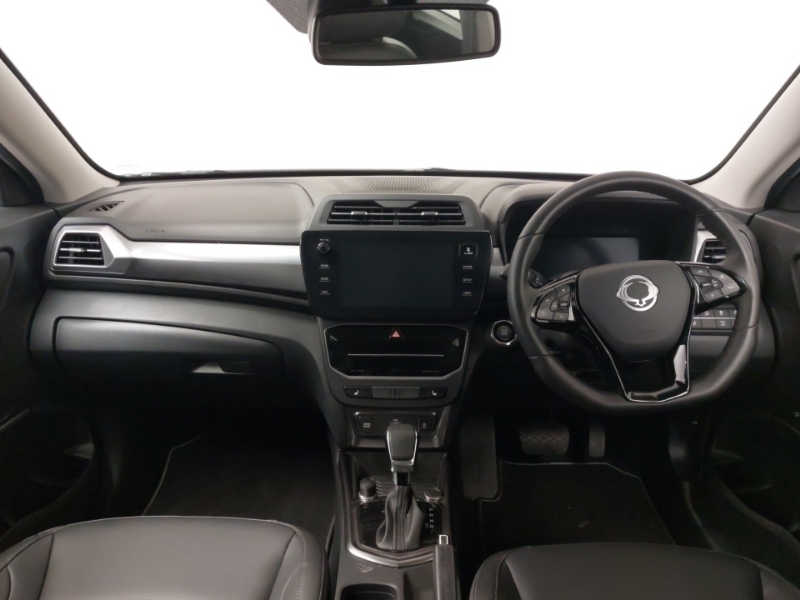 SsangYong Tivoli 1.5 K40 Black #3