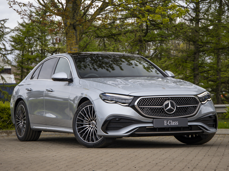 Mercedes-Benz E Class E220d Amg Line Premium Plus 9G-tronic Silver