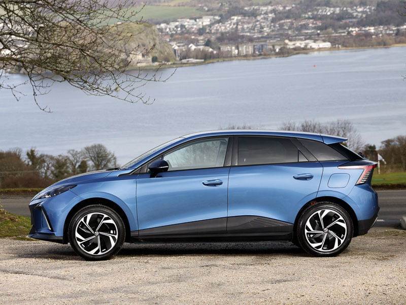 MG MG4 180Kw Premium Extended Range 77Kwh MG4EXT6 Blue #5