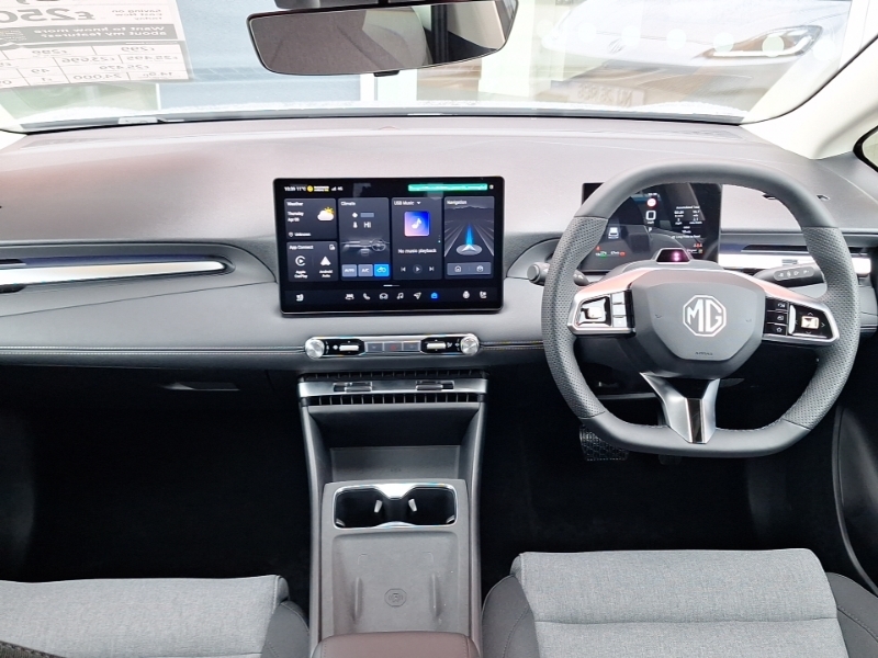 MG MG4 118Kw Premium Long Range 54Kwh Silver #3