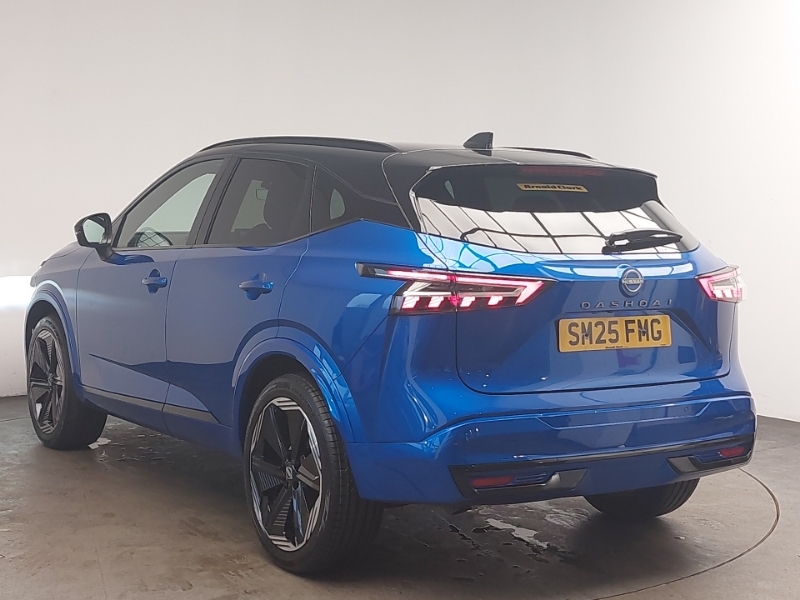 Nissan Qashqai 1.3 Dig-t Mh N-design SM25FMG Blue #2