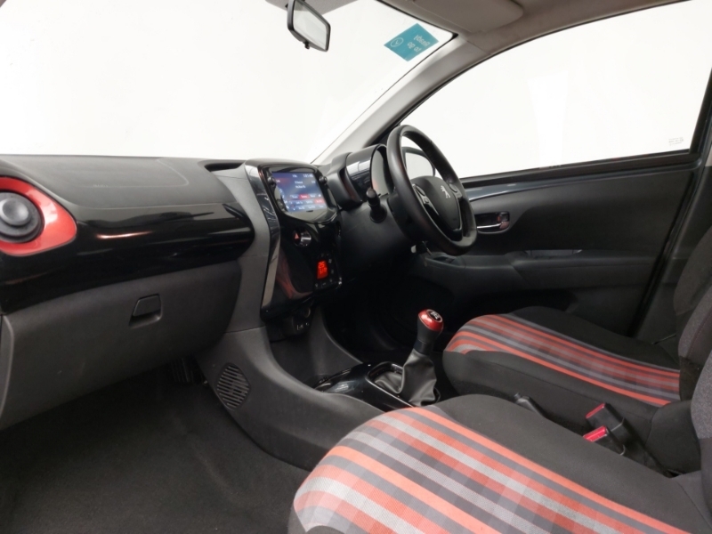 Peugeot 108 1.0 72 Collection LF69NYH Grey #5