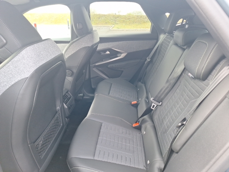 Peugeot 3008 157Kw Gt 73Kwh SD26XNL Blue #6
