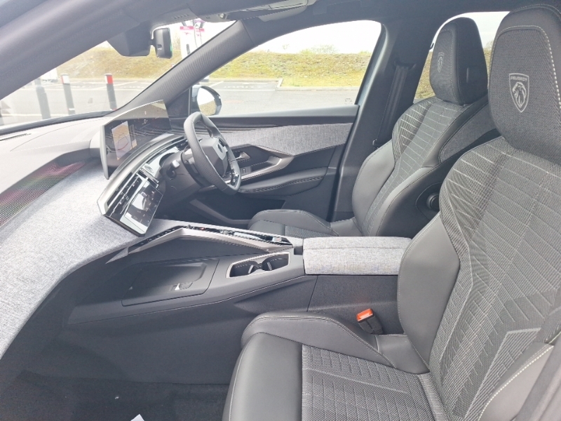 Peugeot 3008 157Kw Gt 73Kwh SD26XNL Blue #5