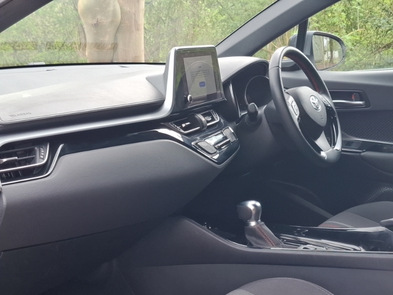 Toyota C-Hr 1.8 Hybrid Gr Sport Cvt LO72HDZ White #5