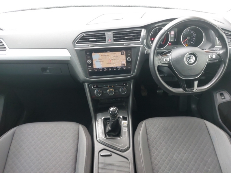 Volkswagen Tiguan 2.0 Tdi 150 Match YB69FBO Black #3