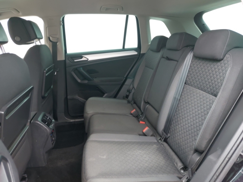 Volkswagen Tiguan 2.0 Tdi 150 Match YB69FBO Black #6