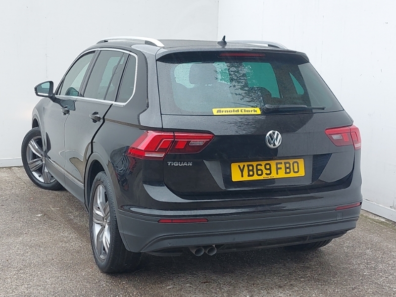 Volkswagen Tiguan 2.0 Tdi 150 Match YB69FBO Black #2