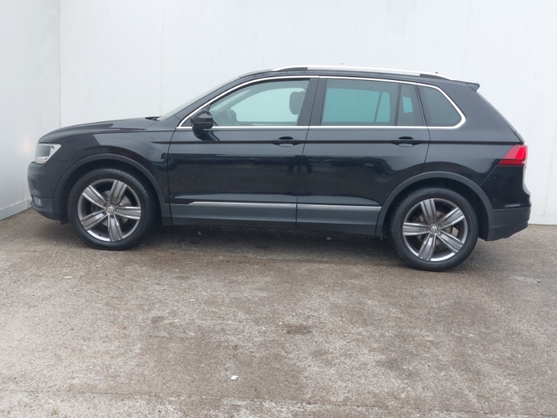 Volkswagen Tiguan 2.0 Tdi 150 Match YB69FBO Black #4